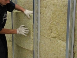 Внутреннее утепление стен в квартире при помощи Knauf Insulation: тонкости процесса Внутреннее утепление стен в квартире при помощи Knauf Insulation: тонкости процесса