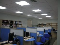 Как правильно выбрать потолочные офисные светильники? Как правильно выбрать потолочные офисные светильники?