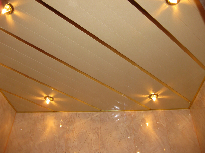 фото: Алюминиевый реечный потолок: характеристика и особенности монтажа