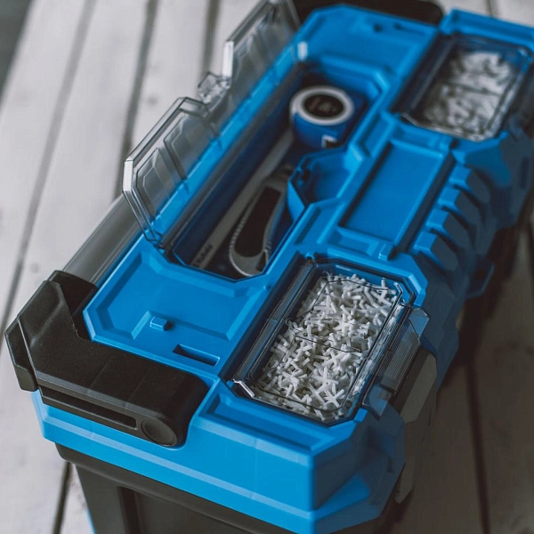 картинка Ящик для инструмента с ручкой Kubala без внутр. перегородки (1545)  картинка Ящик для инструмента с ручкой Kubala без внутр. перегородки (1545)