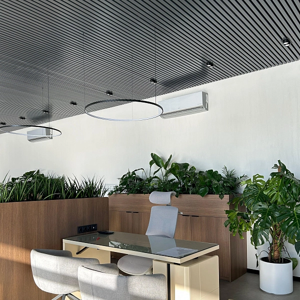 Зображення Рейка 35Н40 з кроком 15 мм (RAL9003, 9005, 9006, 7024), ціна за м2 Фото Рейка 35Н40 з кроком 15 мм (RAL9003, 9005, 9006, 7024), ціна за м2