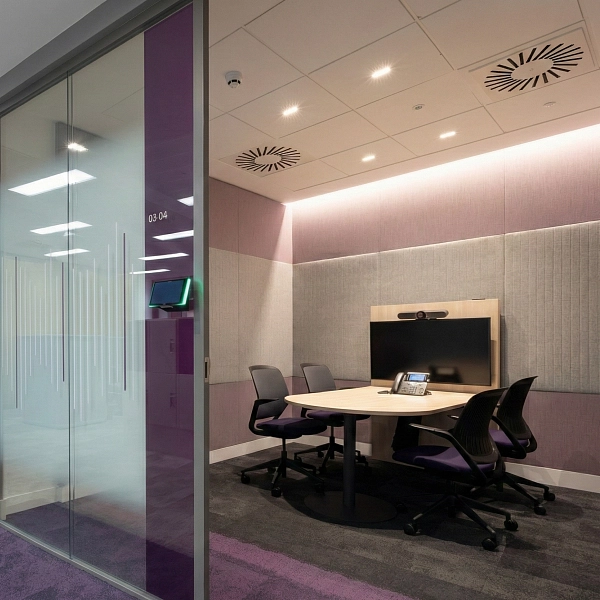 картинка Подвесной потолок AMF Thermatex Feinstratos Tegular 15 KCS 600х600х15мм 